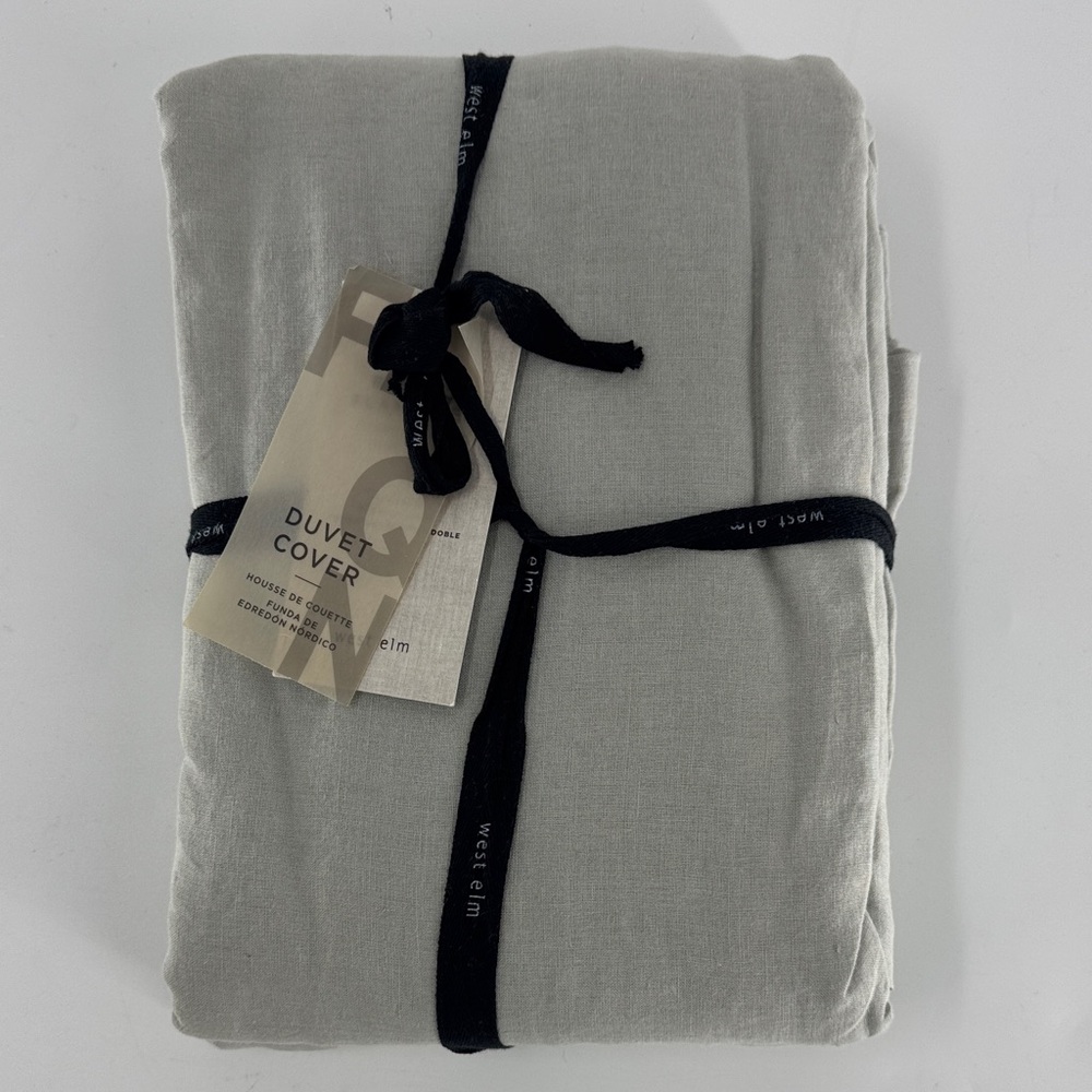 West Elm Belgian Flax Linen Gray Duvet Cover Size Full/Queen NWT